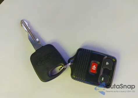 1999 Ford Expedition Eddie Bauer/Xlt из США, поврежденный, VIN 1FMPU18LXXLB38916